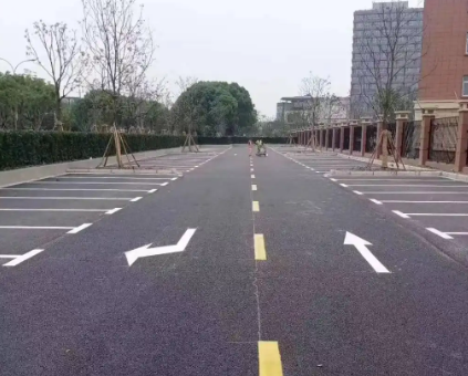 蘇州學校道路劃線專業(yè)施工，打造安全校園交通